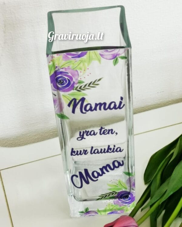 Stiklinė vaza violetinė "Namai kur mama" 30cm
