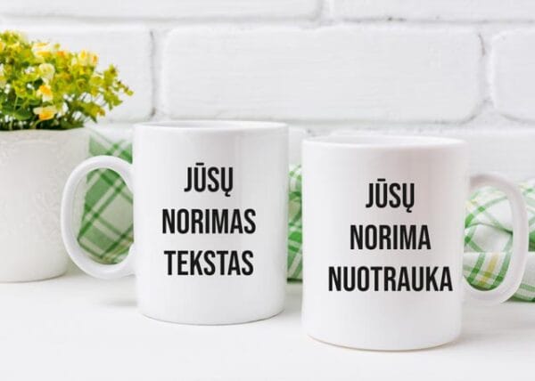 Puodelis su norimu tekstu ar nuotrauka