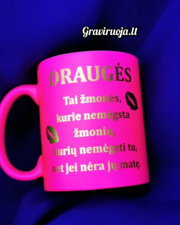 Rožinis puodelis "Draugės"